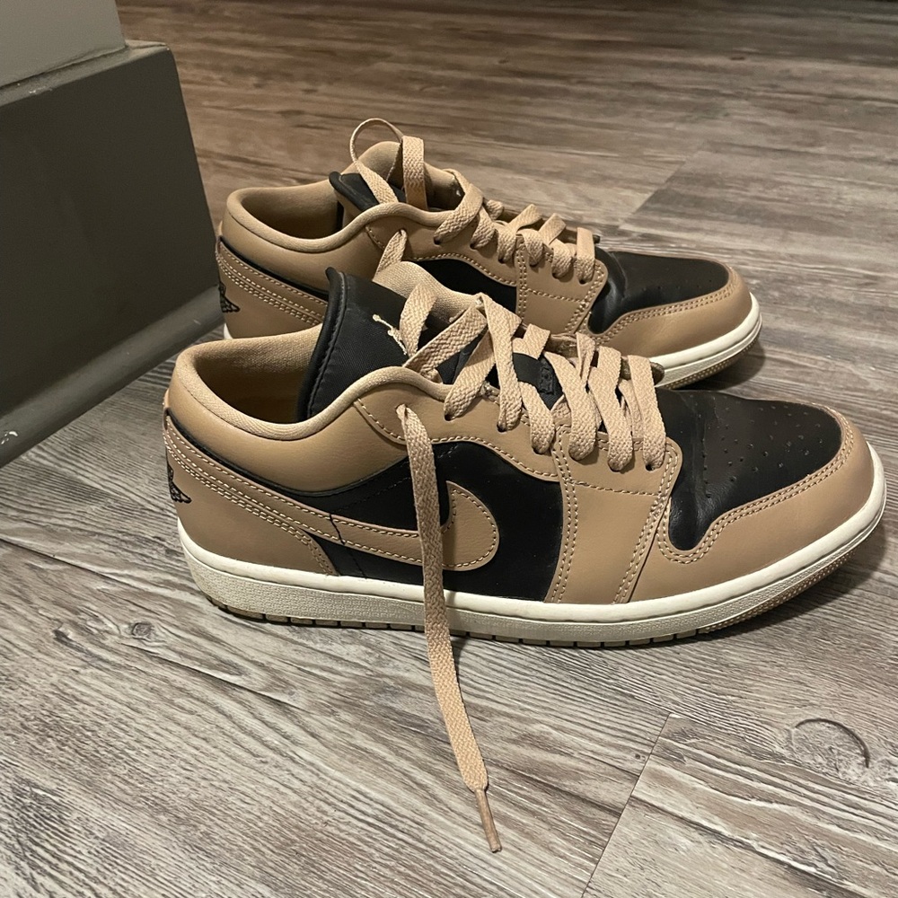 Cleaning out closest. Nike air Jordan low 1s.